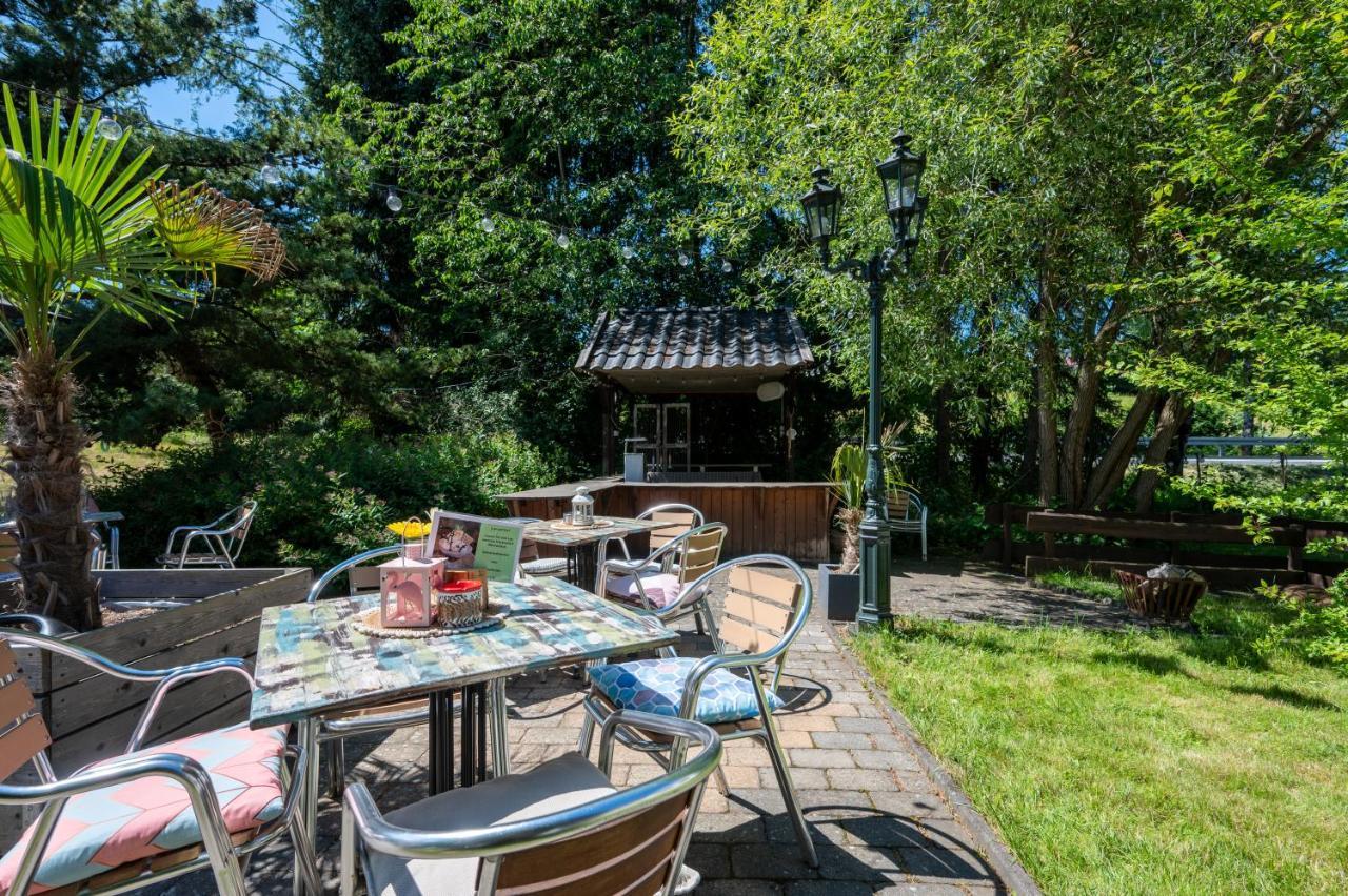 Zur Schmitte Bed & Breakfast Шмаленберг Екстериор снимка
